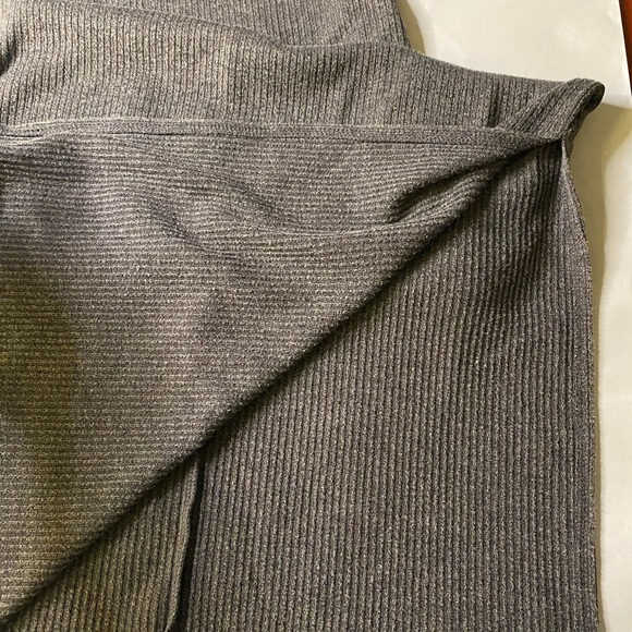 Haltered Ribbed Maxi Dress - Picture 5 of 5